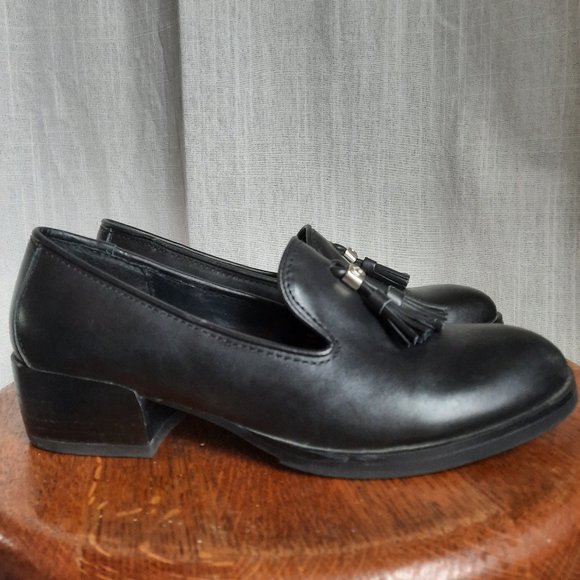 Wishbone loafers with tassels - Picture 5 of 5